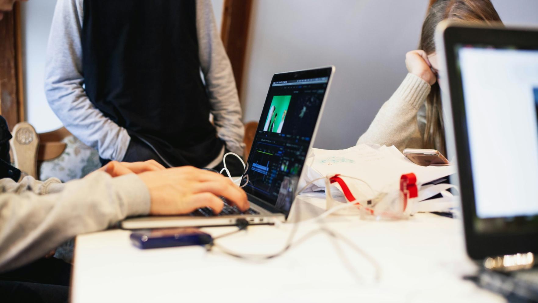 Teilnehmer bei der praktischen Budgetplanung